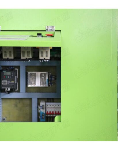 dt-32-6-cavity-automatic-pet-plastic-bottle-making-machine_5_800